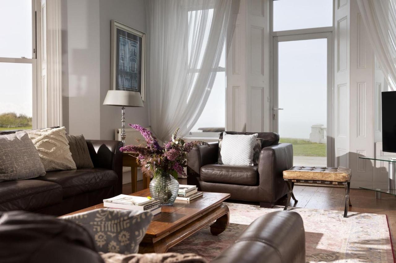 Abbots Cliff House By Bloom Stays Hougham Bagian luar foto