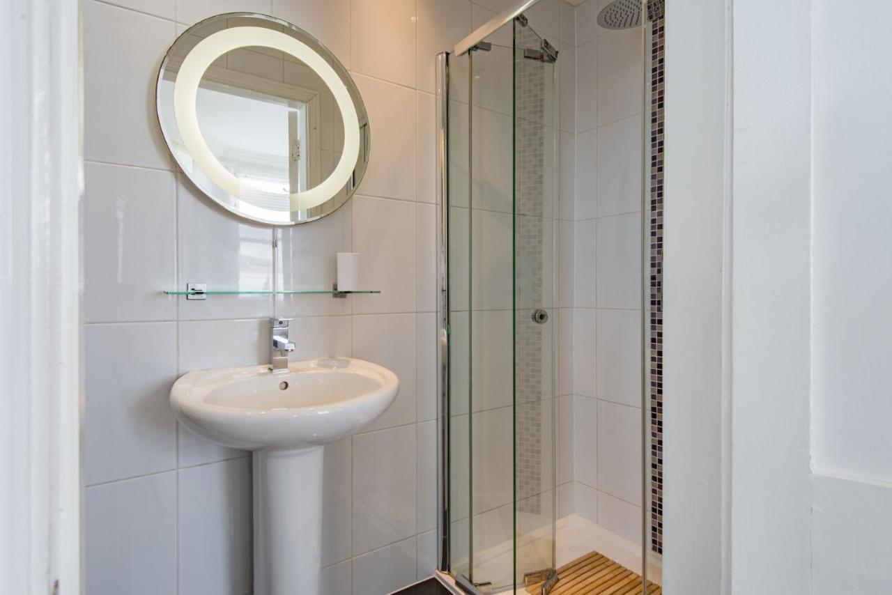 Abbots Cliff House By Bloom Stays Hougham Bagian luar foto