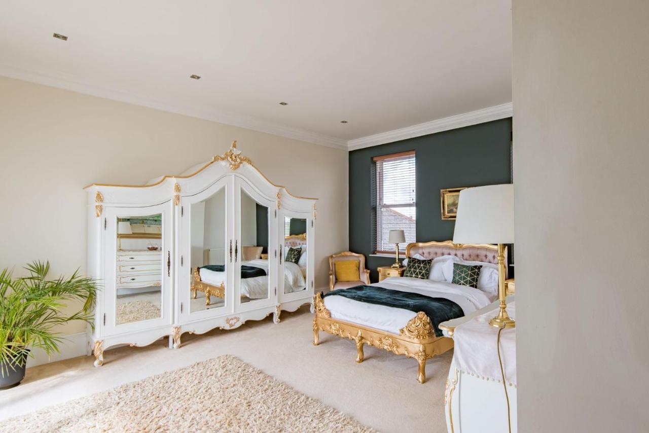 Abbots Cliff House By Bloom Stays Hougham Bagian luar foto